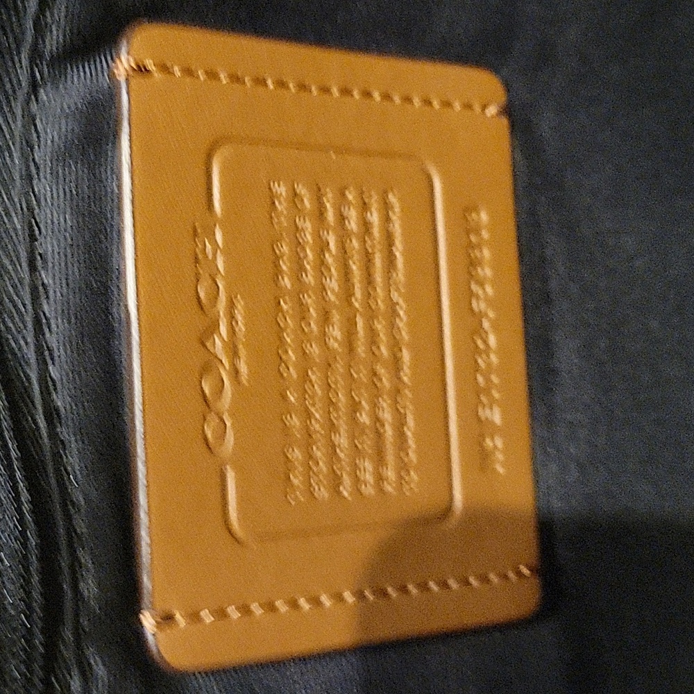 Coach Derby Tote - Picture 5 of 8